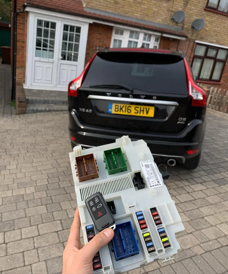 Volvo key fob programmed after replacement